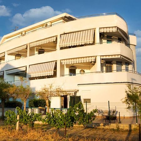 Apartman Mali Raj Pakoštane Exteriér fotografie